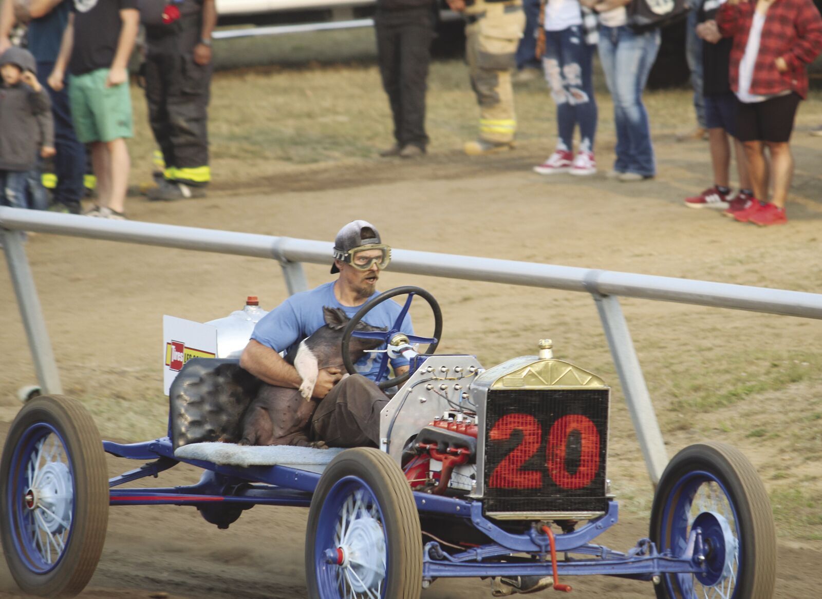 Pig-N-Ford races